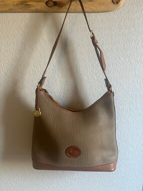 Vintage Dooney & Bourke Tan with Brown Trim Pebbled Leather Hobo Shoulder Bag